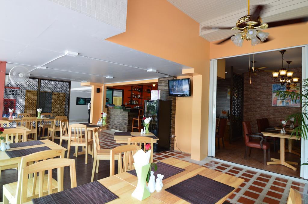 Grand Nai Harn Suites Rawai Bagian luar foto