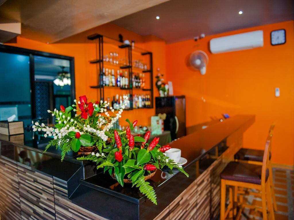 Grand Nai Harn Suites Rawai Bagian luar foto