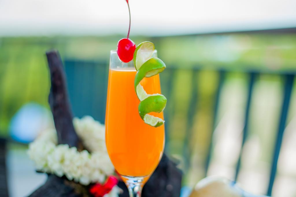 Grand Nai Harn Suites Rawai Bagian luar foto